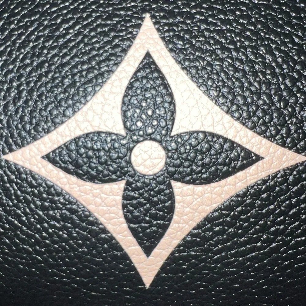 Louis Vuitton Papillion BB - Picture 3 of 13